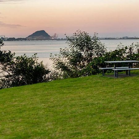 Apartment Near The Water Tauranga Bagian luar foto